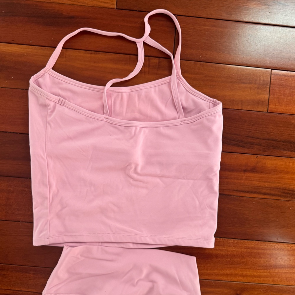 Amazon Workout Set - Picture 3 of 4